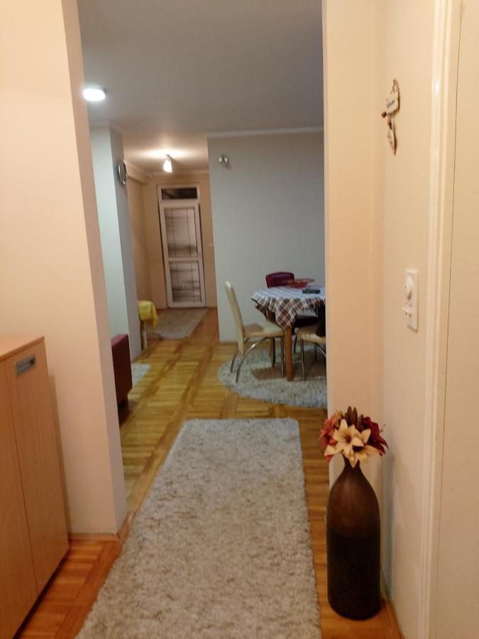 Ino 99 Apartamento Užice Exterior foto