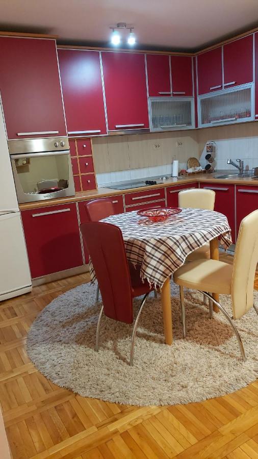 Ino 99 Apartamento Užice Exterior foto