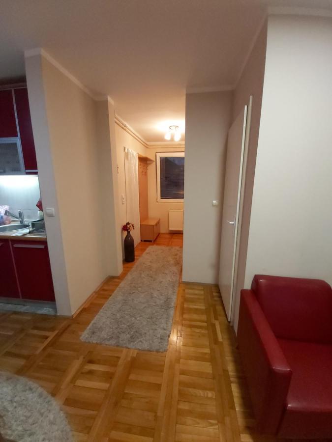 Ino 99 Apartamento Užice Exterior foto